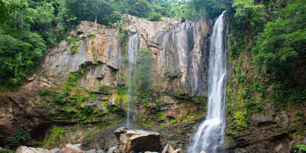 Guanacaste, Tamarindo Waterfalls